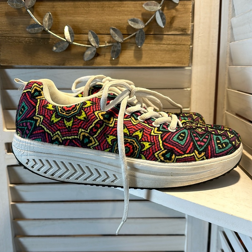 For U Fitness Platform Walking Sneaker Toning